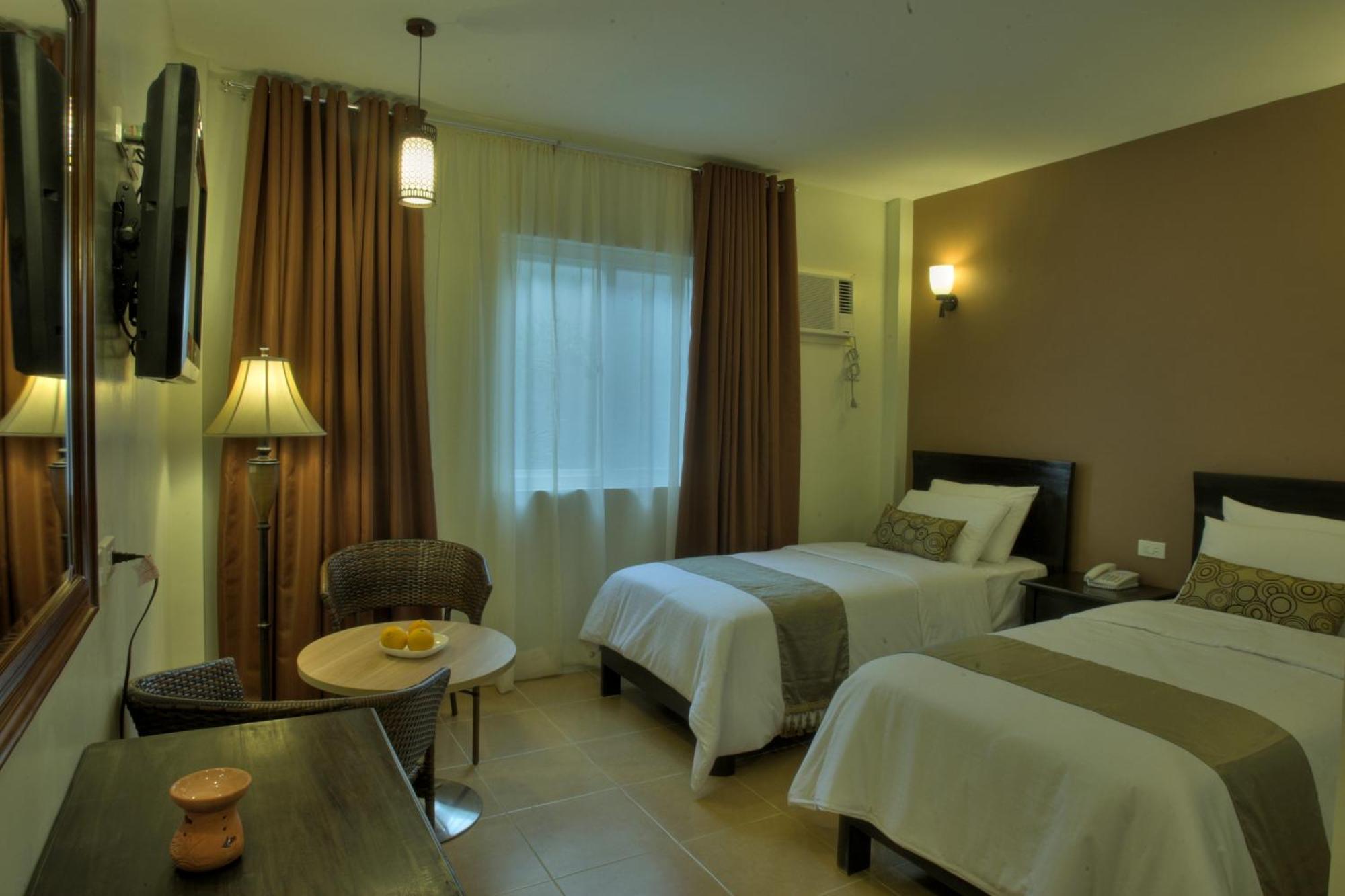 Tagaytay Wingate Manor Hotell Tagaytay City Exteriör bild