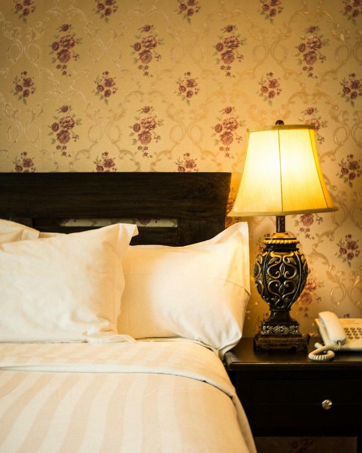 Tagaytay Wingate Manor Hotell Tagaytay City Exteriör bild